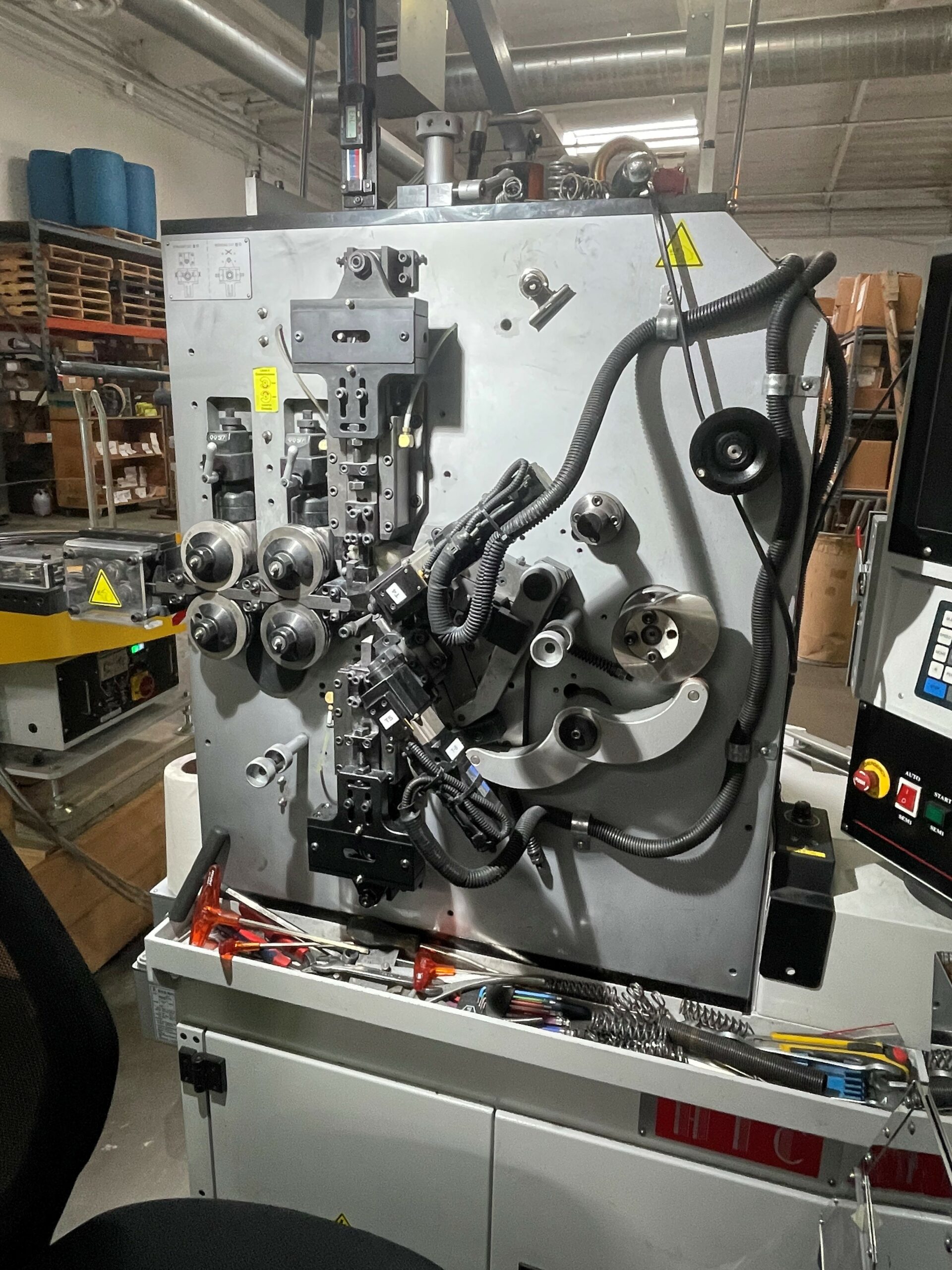 Machine with many parts